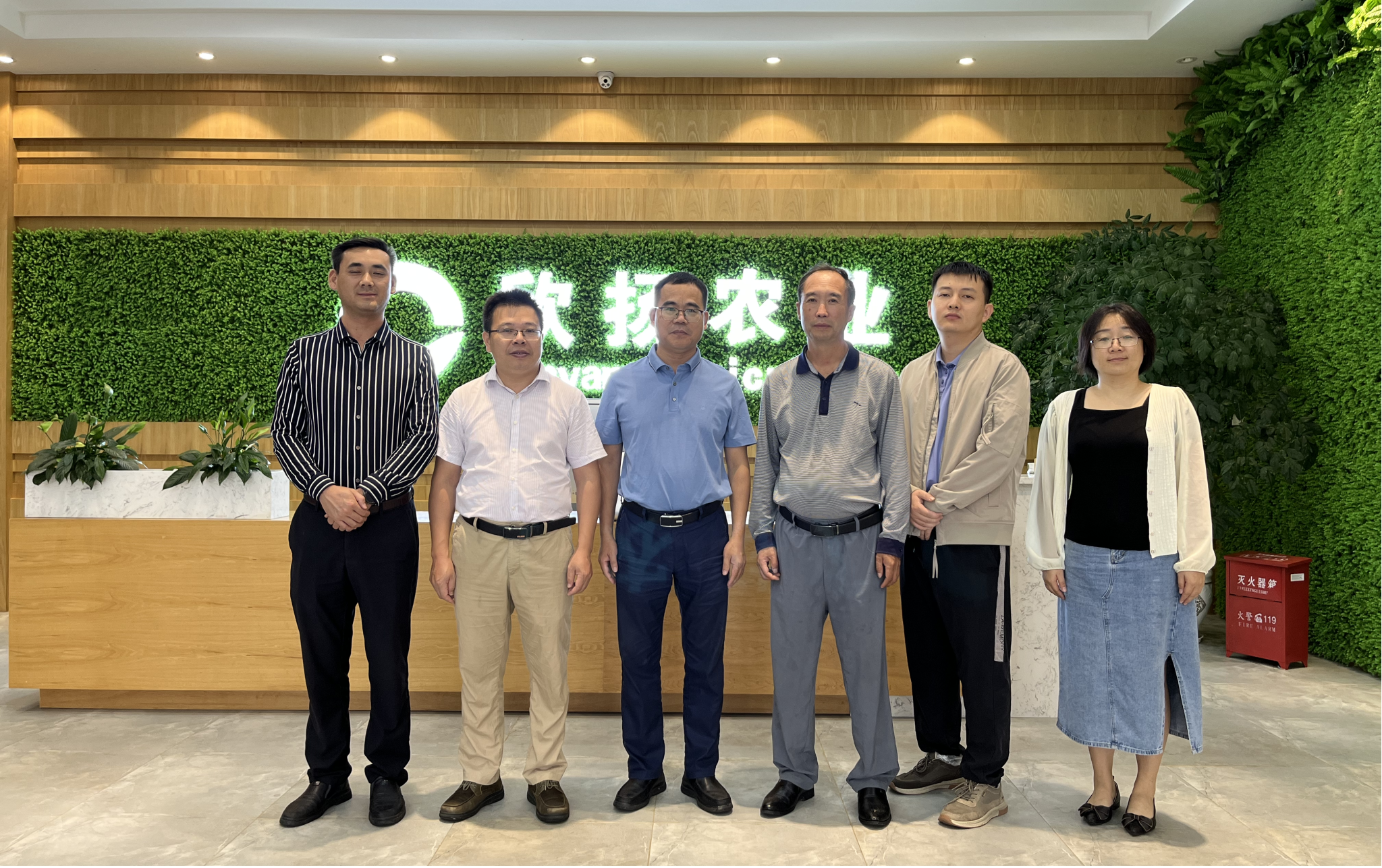 8858cc永利赴川、贵两省开展研究生招生宣传和调研交流